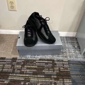 Men's Prada sneakers, worn two times. Saude and mesh like new